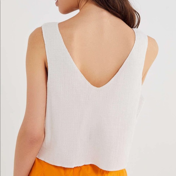 UO white crop tank - Picture 3 of 4